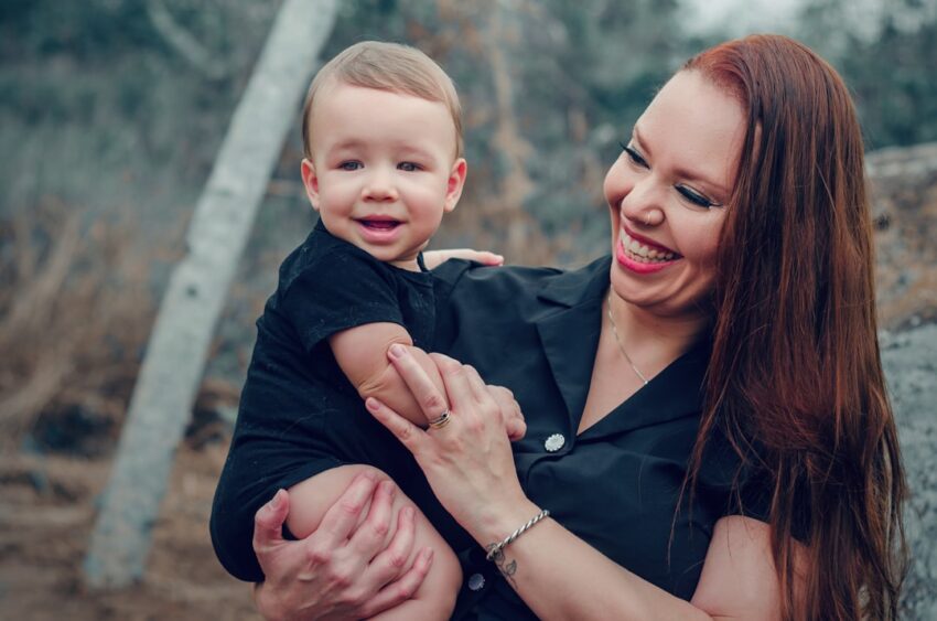 Photo red hair clothes